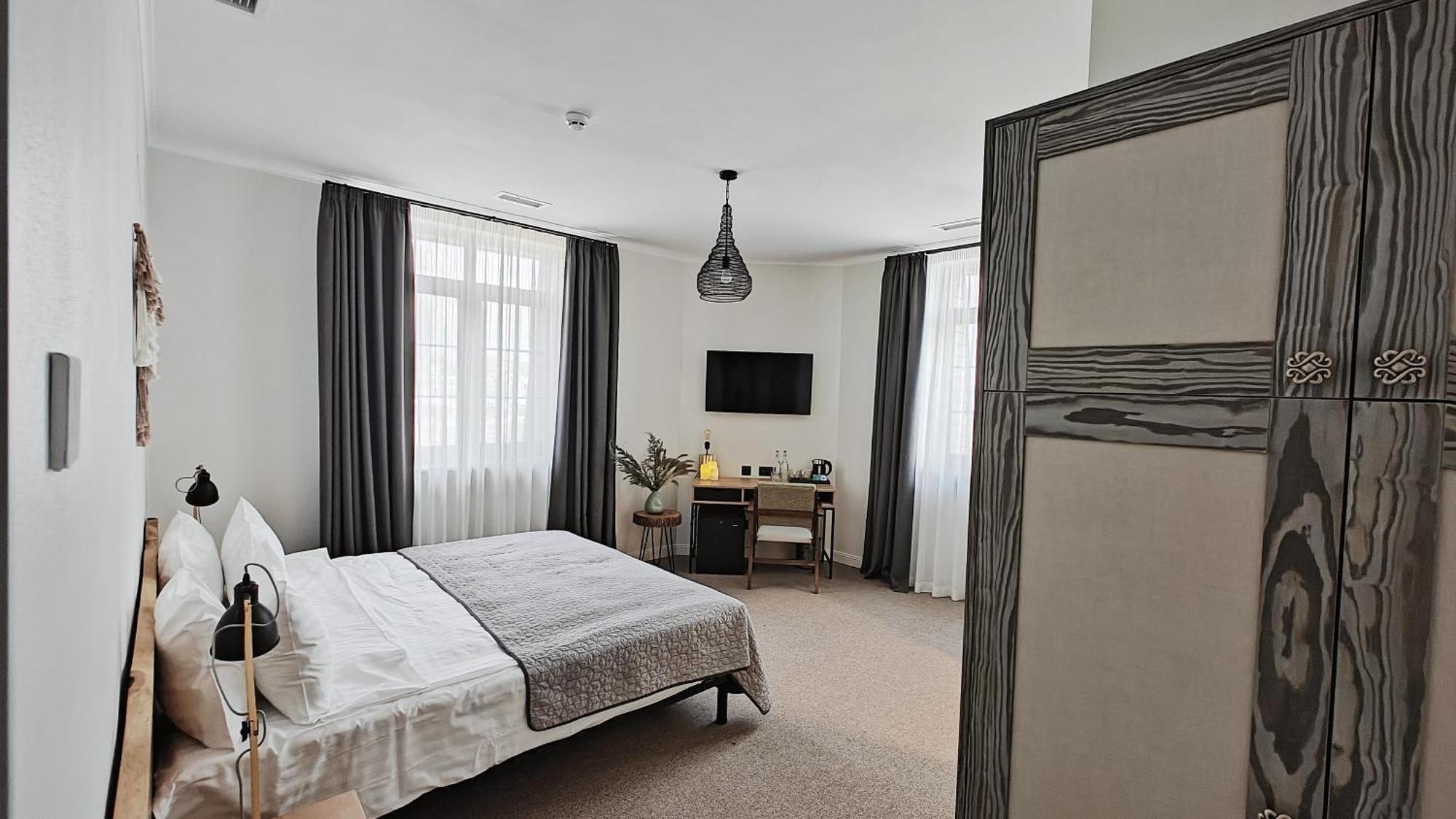 Bobritsa Dacha Hotel Bagian luar foto